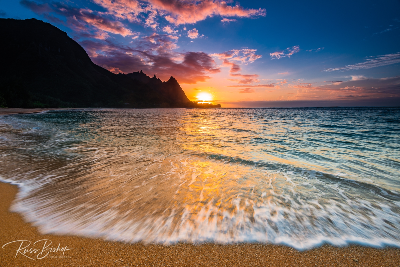 Sunset over the Na Pali Coast from Tunnels Beach, Haena State Park, Kauai, Hawaii