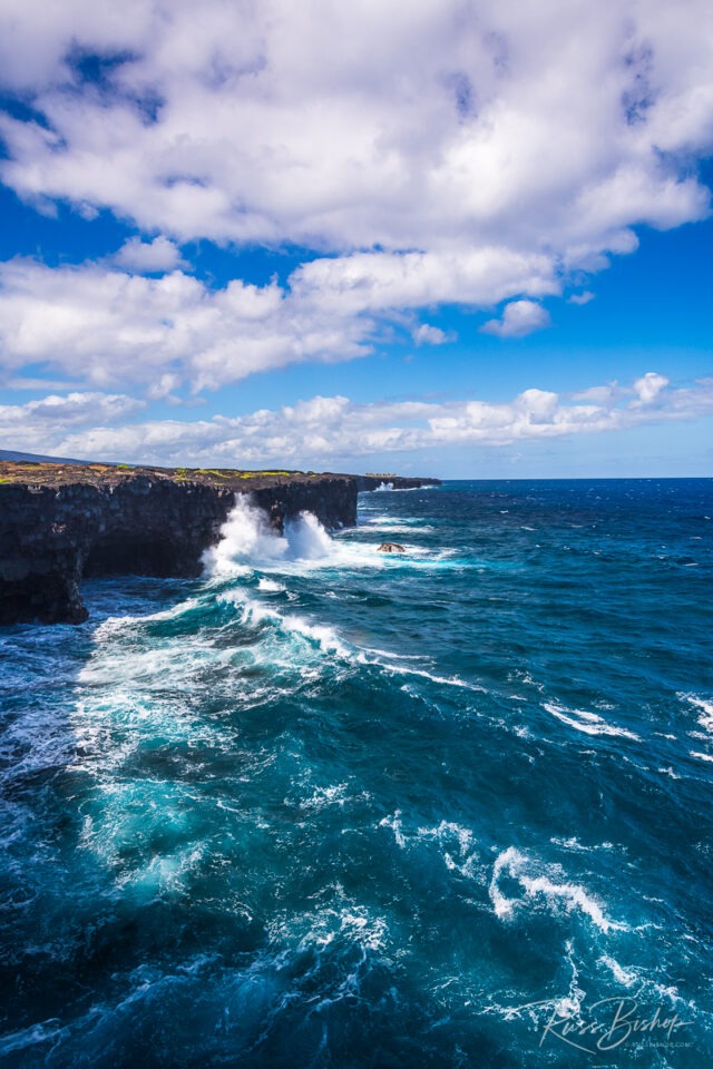 2025 - The Year in Pictures. Powerful surf on the Puna Coast, Hawaii Volcanoes National Park, Hawaii USA