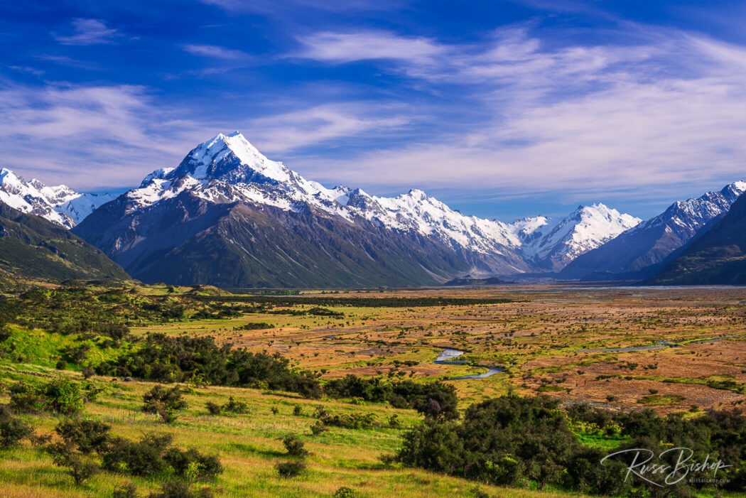 2025 - The Year in Pictures. Morning light on Mount Cook, Aoraki Mount Cook National Park, New Zealand